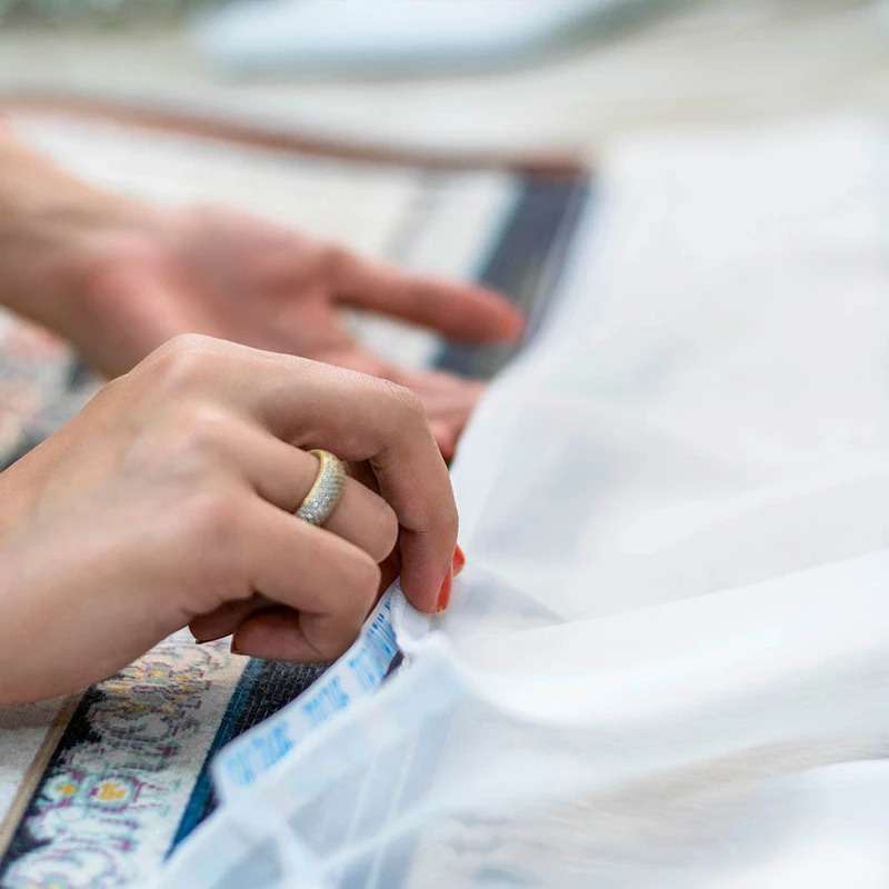 محافظ ریشه فرش 6 متری جنس حریر مدل Carpet Protector